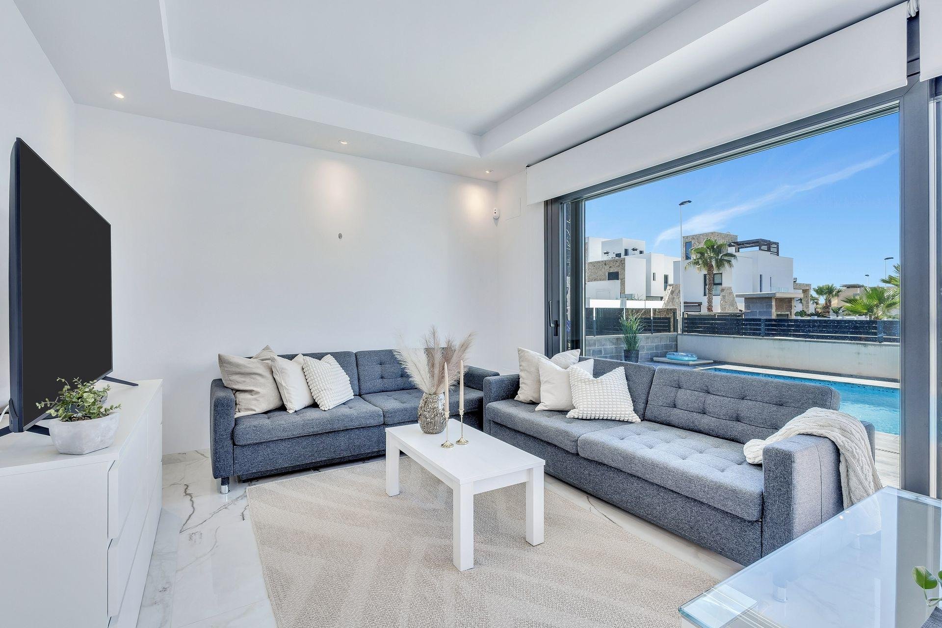 Villa en Torrevieja, Alicante, España 120 m2 No. 195884