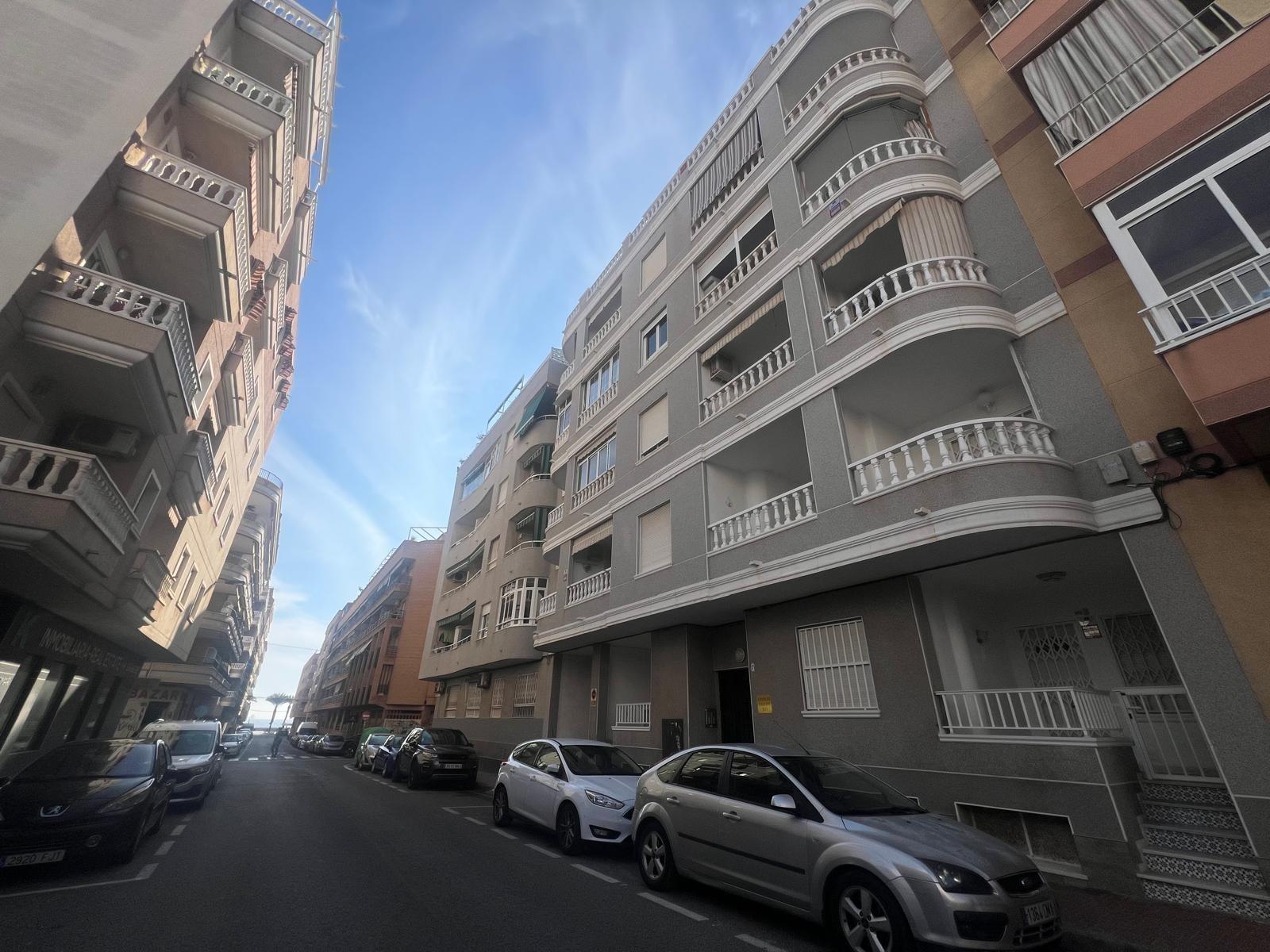 Garage in Torrevieja, Alicante, Spain 33 sq.m. No. 195880