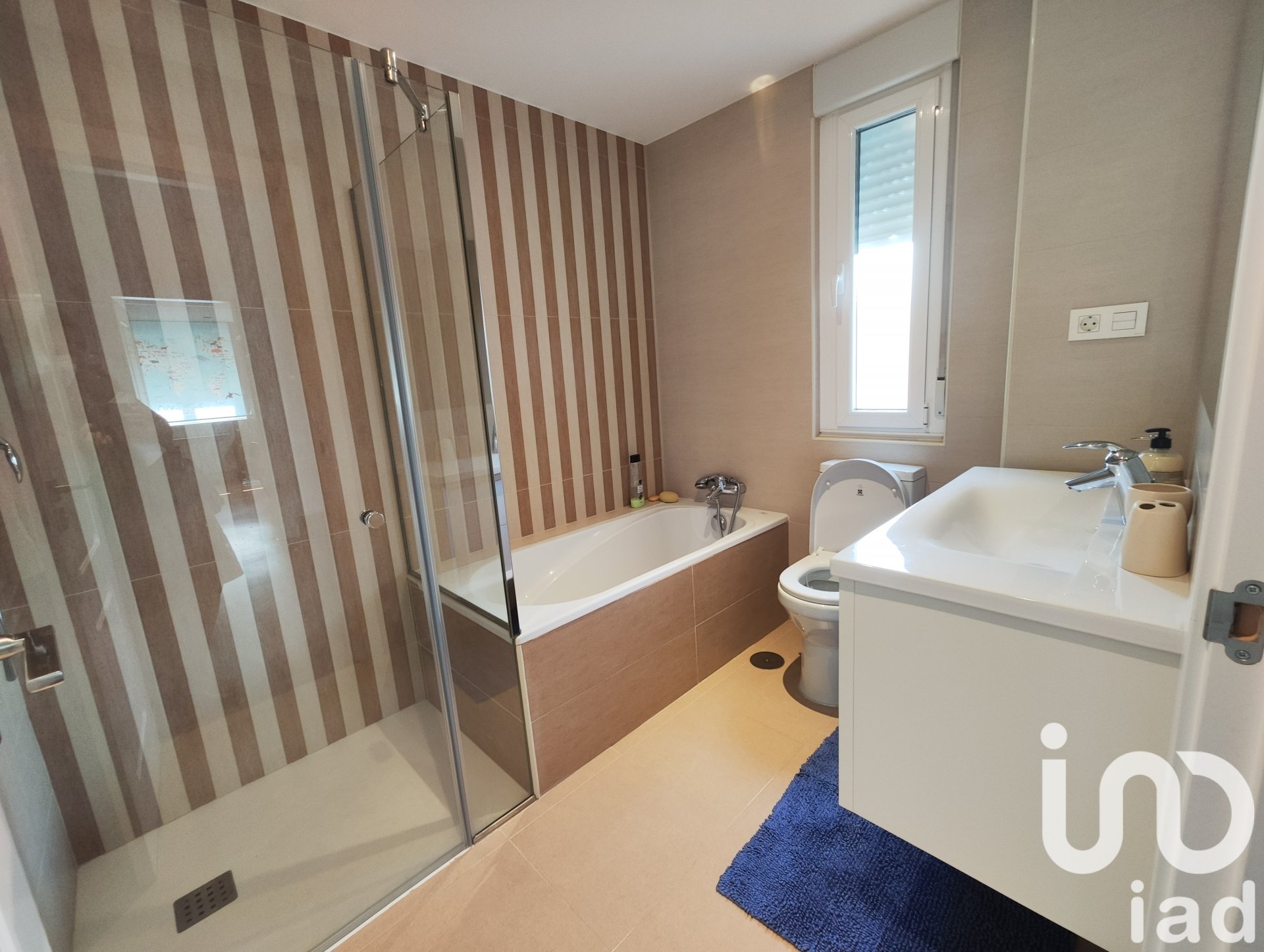 Appartamento a Sariegos, Leon, Spagna 4 camere da letto, 261 mq. N° 153019