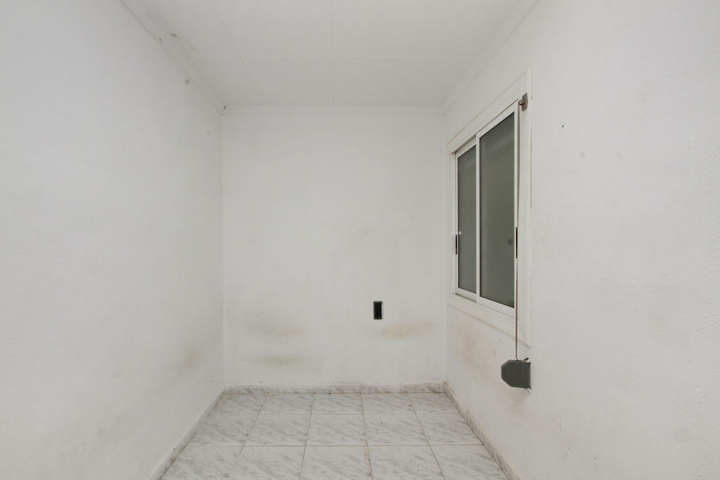 Apartment à Terrassa, Barcelona, Espagne 3 chambres, 84 m2 No. 191373