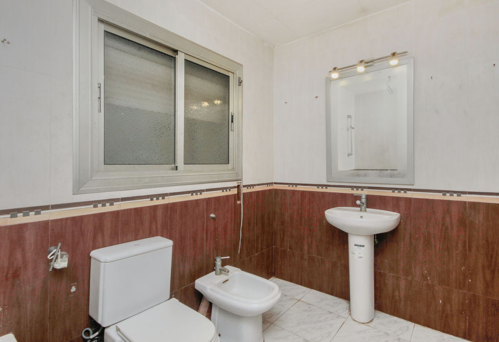 Apartment à Terrassa, Barcelona, Espagne 3 chambres, 84 m2 No. 191373