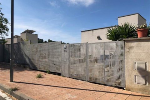 Māja Sant Pere de Ribes, Barcelona, Spānijā 4 istabas, 210 m2 Nr. 167008