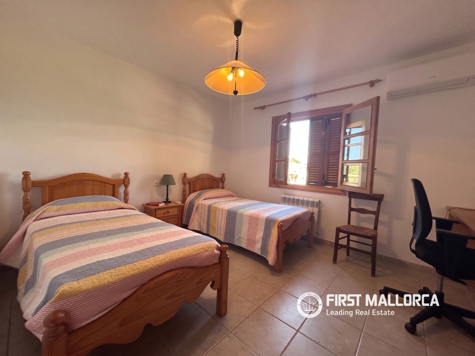 Huvila Sa Rapita, Mallorca, Espanja 5 makuuhuonetta, 224 m2 No. 195943