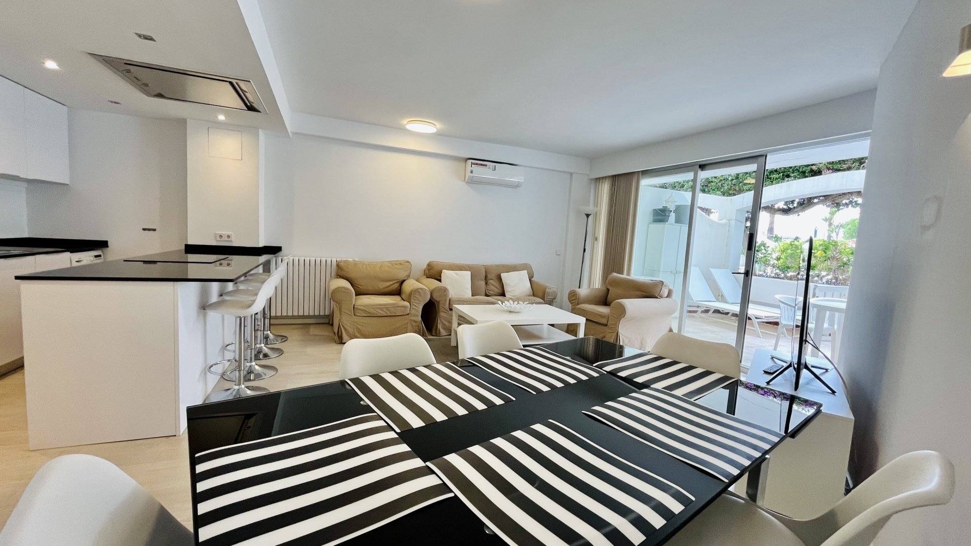 Dzīvoklis Santa Ponsa, Mallorca, Spānijā 2 istabas, 80 m2 Nr. 195942