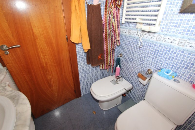 Appartamento a Guardamar del Segura, Alicante, Spagna 4 camere da letto, 110 mq. N° 80239