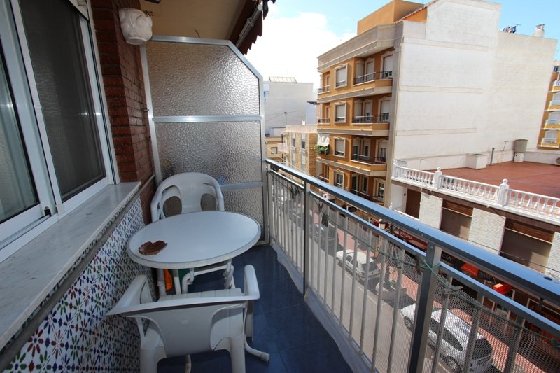 Appartamento a Guardamar del Segura, Alicante, Spagna 4 camere da letto, 110 mq. N° 80239