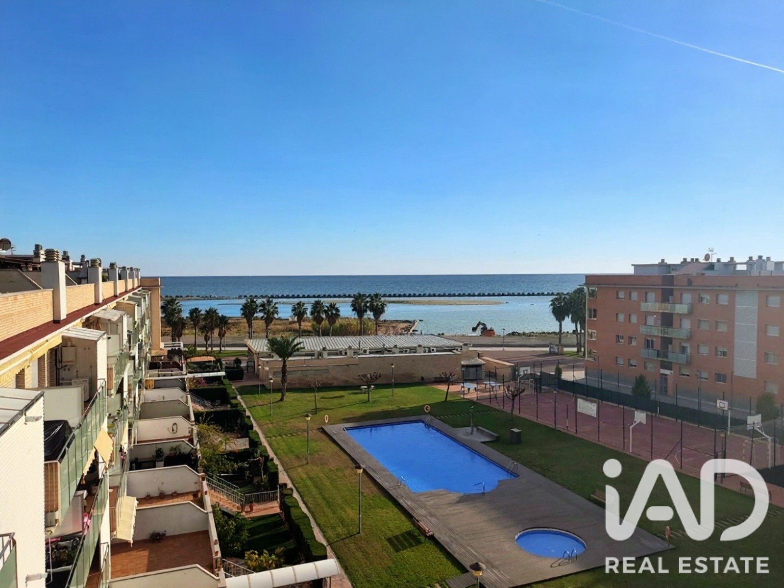Apartment in Cubelles, Barcelona, Spain 3 bedrooms, 107 sq.m. No. 187940