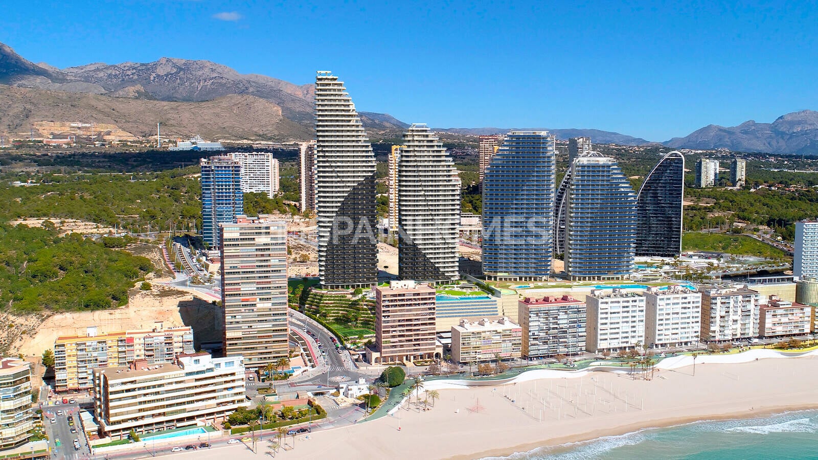 Apartment in Benidorm, Alicante, Spain 2 bedrooms, 87 sq.m. No. 70765
