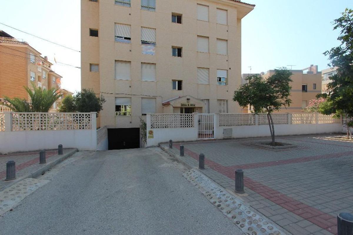 Garage à Guardamar del Segura, Alicante, Espagne 10 m2 No. 183882