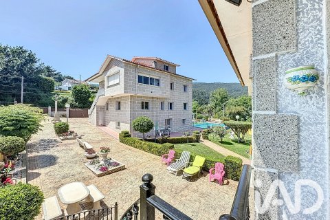 House in Poio, Pontevedra, Spanien 15 Schlafzimmer, 689 m2 Nr. 187924