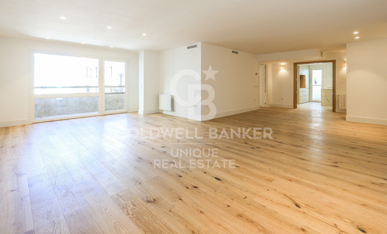 Wohnung in Madrid, Spanien 4 Schlafzimmer, 196 m2 Nr. 178855