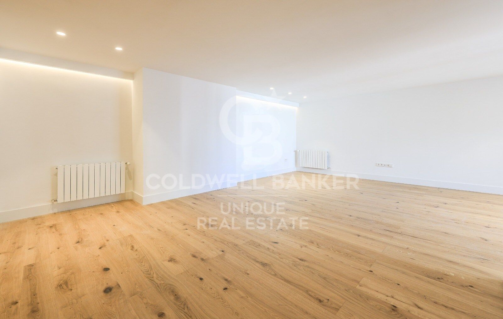 Wohnung in Madrid, Spanien 4 Schlafzimmer, 196 m2 Nr. 178855