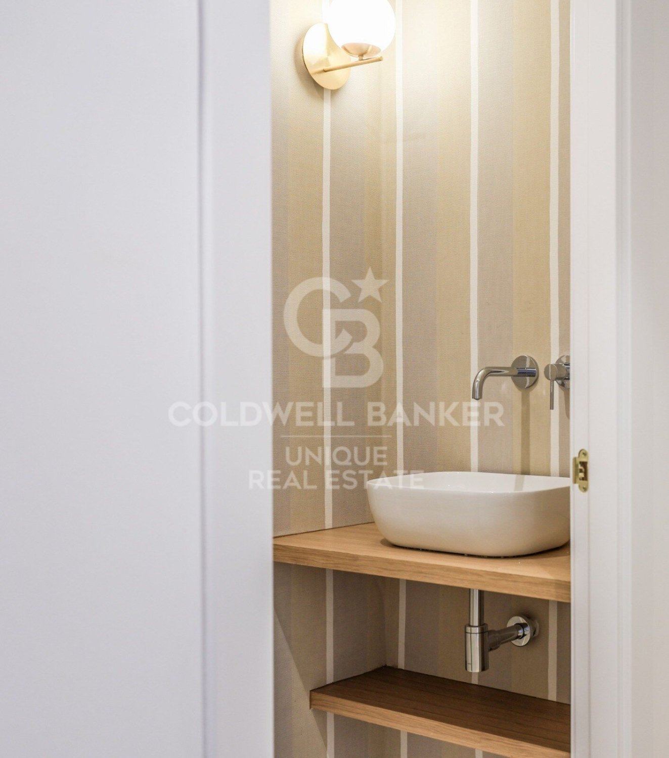 Wohnung in Madrid, Spanien 4 Schlafzimmer, 196 m2 Nr. 178855