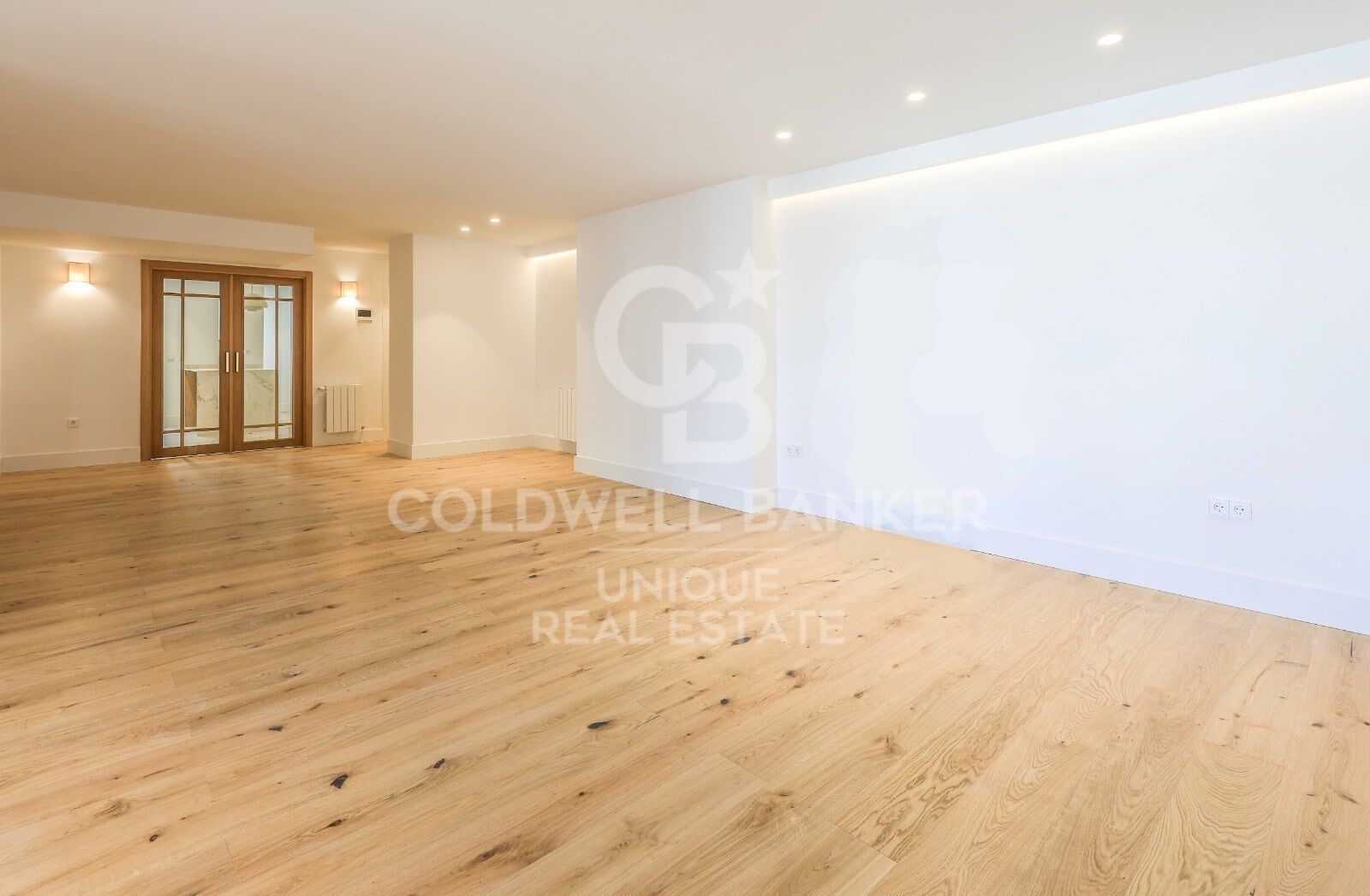 Wohnung in Madrid, Spanien 4 Schlafzimmer, 196 m2 Nr. 178855