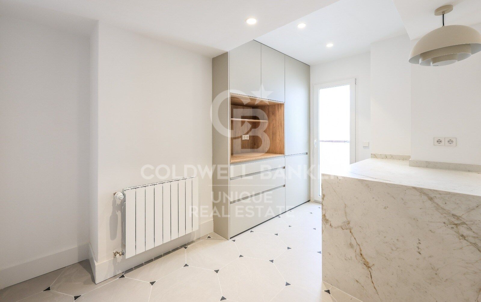 Wohnung in Madrid, Spanien 4 Schlafzimmer, 196 m2 Nr. 178855