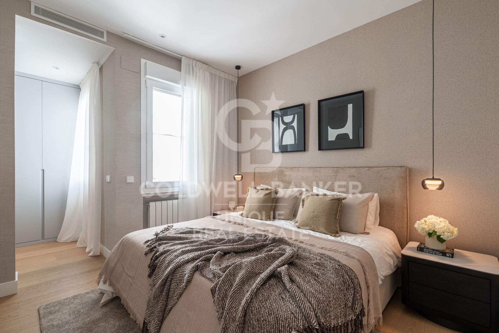 Dzīvoklis Madrid, Spānijā 3 istabas, 185 m2 Nr. 178856
