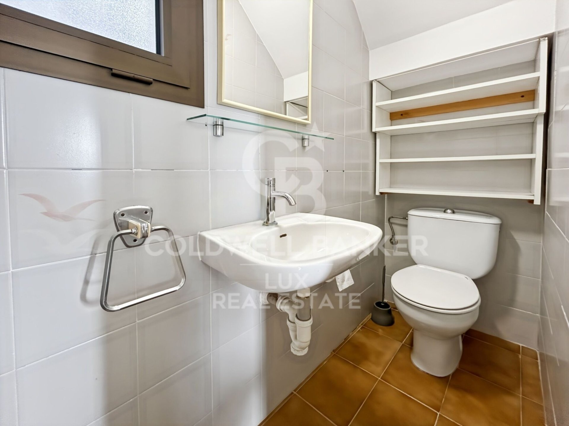 Tvåvåningslägenhet i Roses, Girona, Spanien 2 sovrum, 72 kvm. Nr. 178857