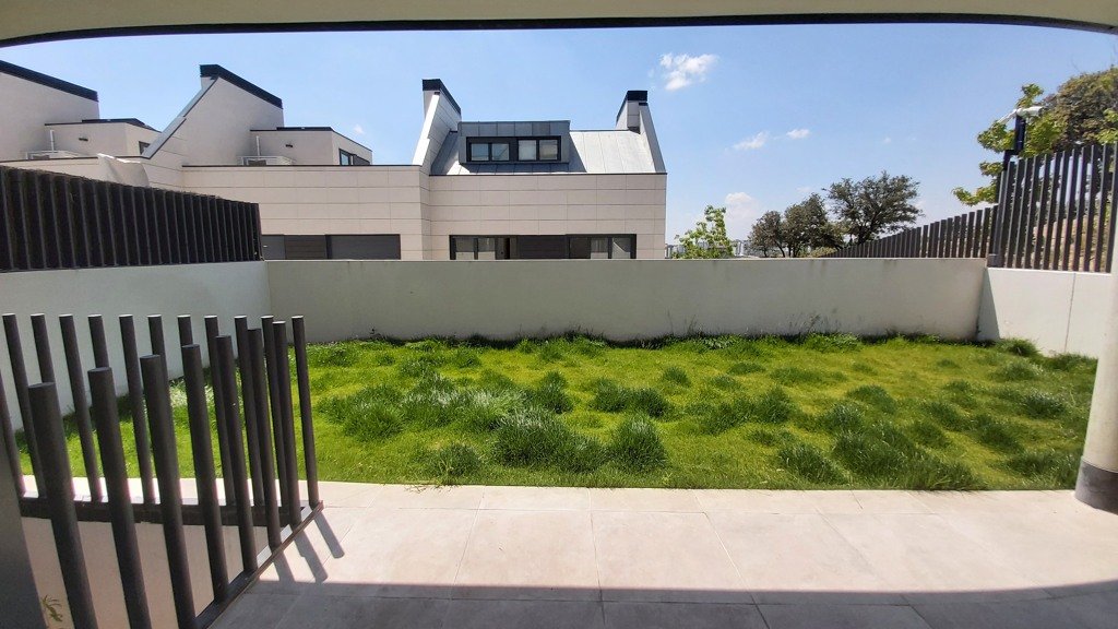 House in Alcobendas, Madrid, Spain 5 bedrooms, 350 sq.m. No. 161760