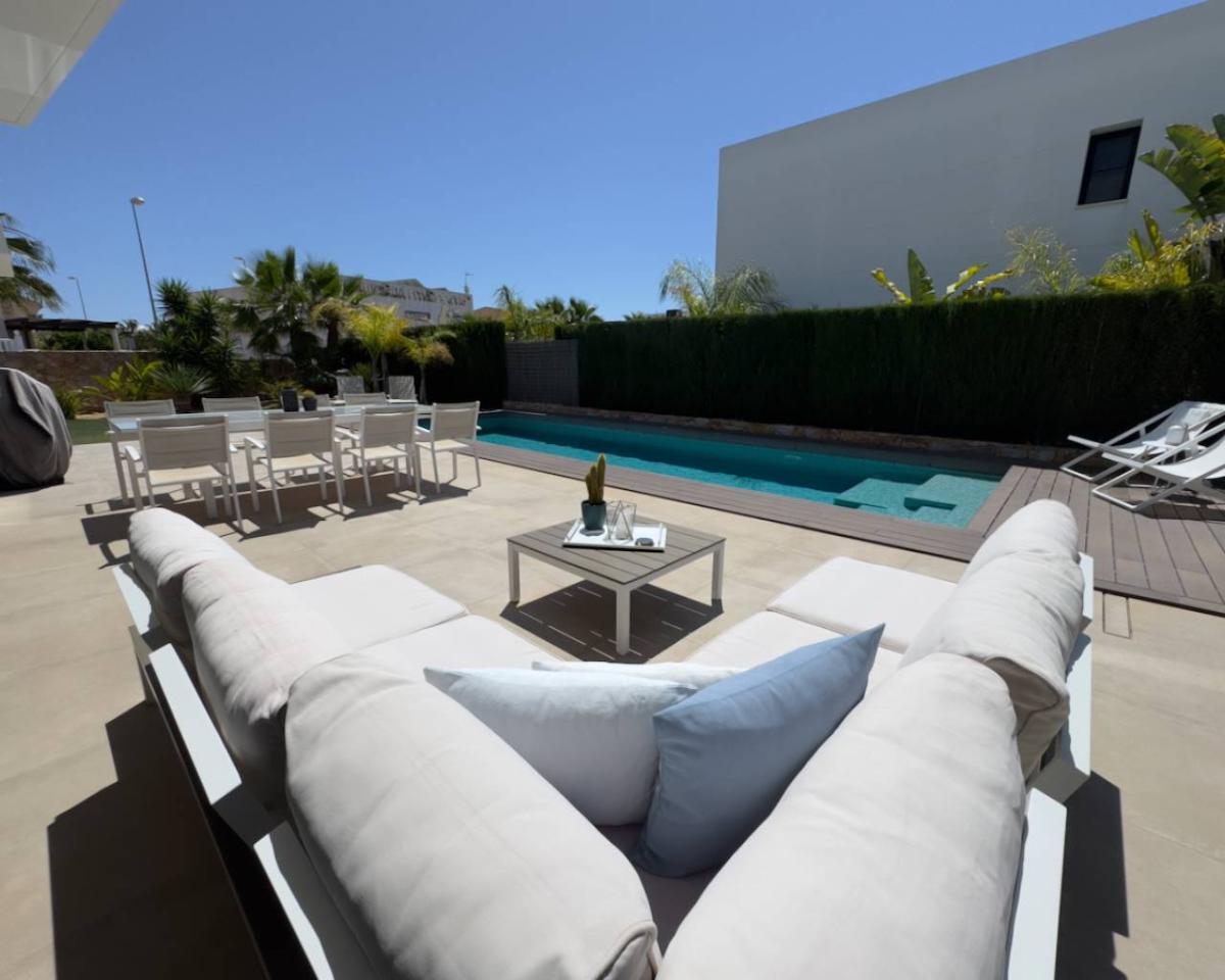 Villa à Ciudad Quesada, Alicante, Espagne 3 chambres, 160 m2 No. 148978