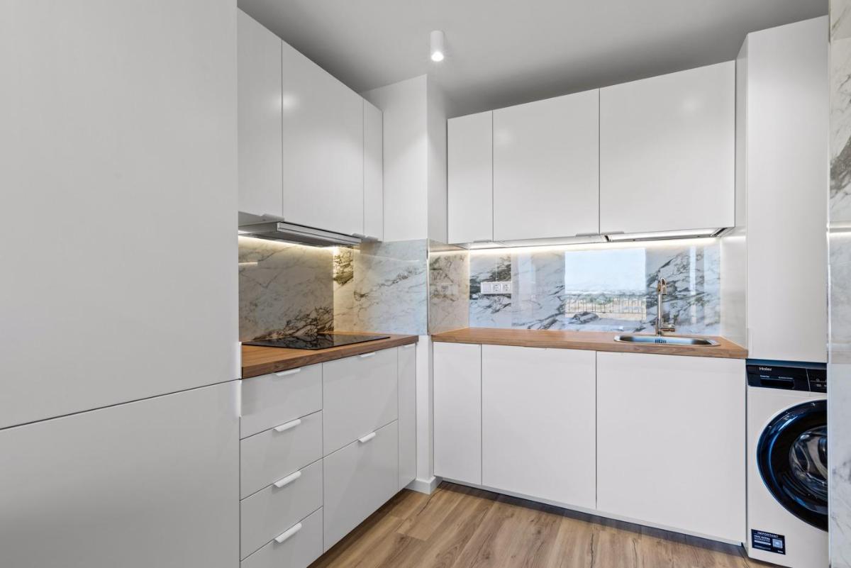 Apartment in Torrevieja, Alicante, Spain 2 bedrooms, 70 sq.m. No. 148981