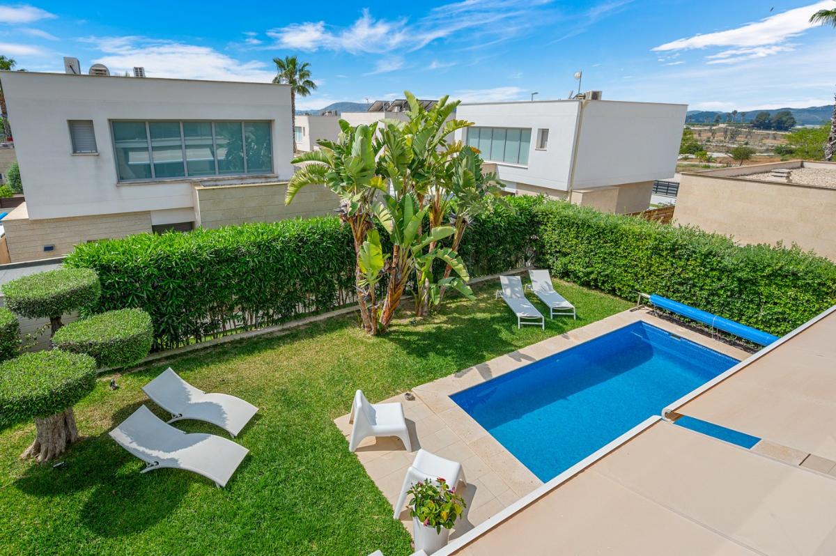 Villa in Orihuela, Alicante, Spain 3 bedrooms, 119 sq.m. No. 148979