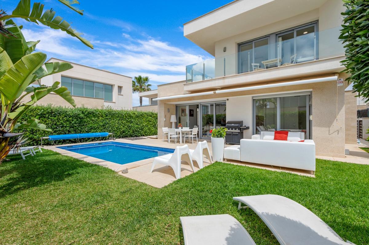 Villa in Orihuela, Alicante, Spain 3 bedrooms, 119 sq.m. No. 148979