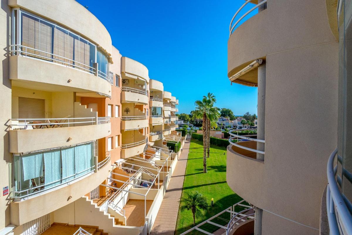 Appartamento a Alicante, Spagna 3 camere da letto, 107 mq. N° 148982