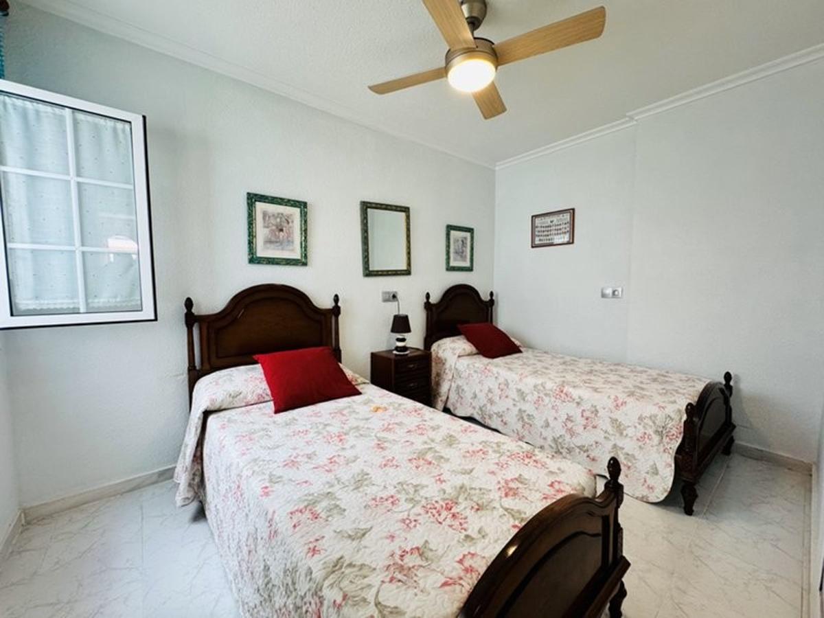 Kamienica w La Mata, Alicante, Hiszpania 2 sypialnie, 75 mkw. nr 148983