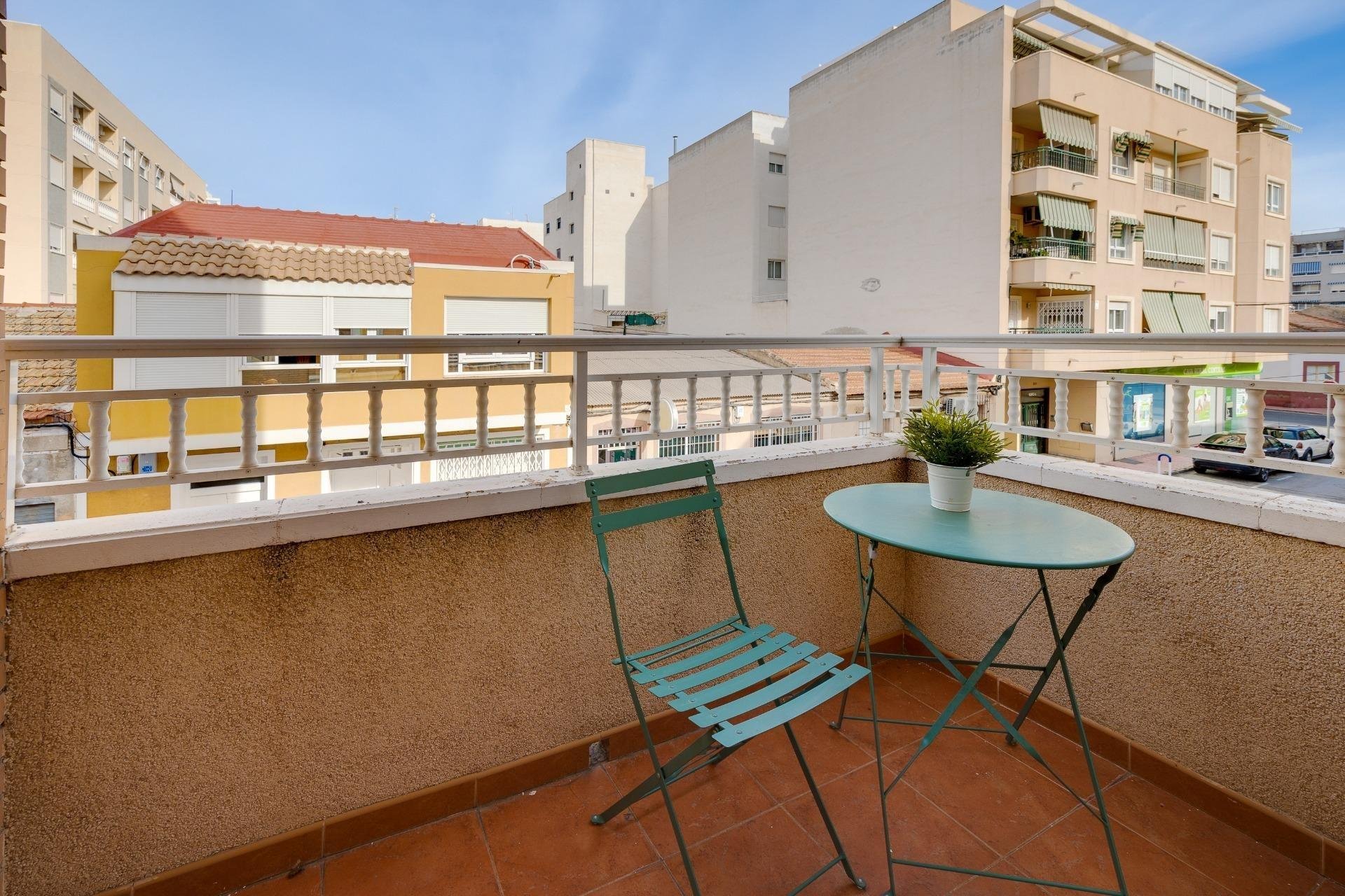 Appartamento a Torrevieja, Alicante, Spagna 3 camere da letto, 135 mq. N° 149770