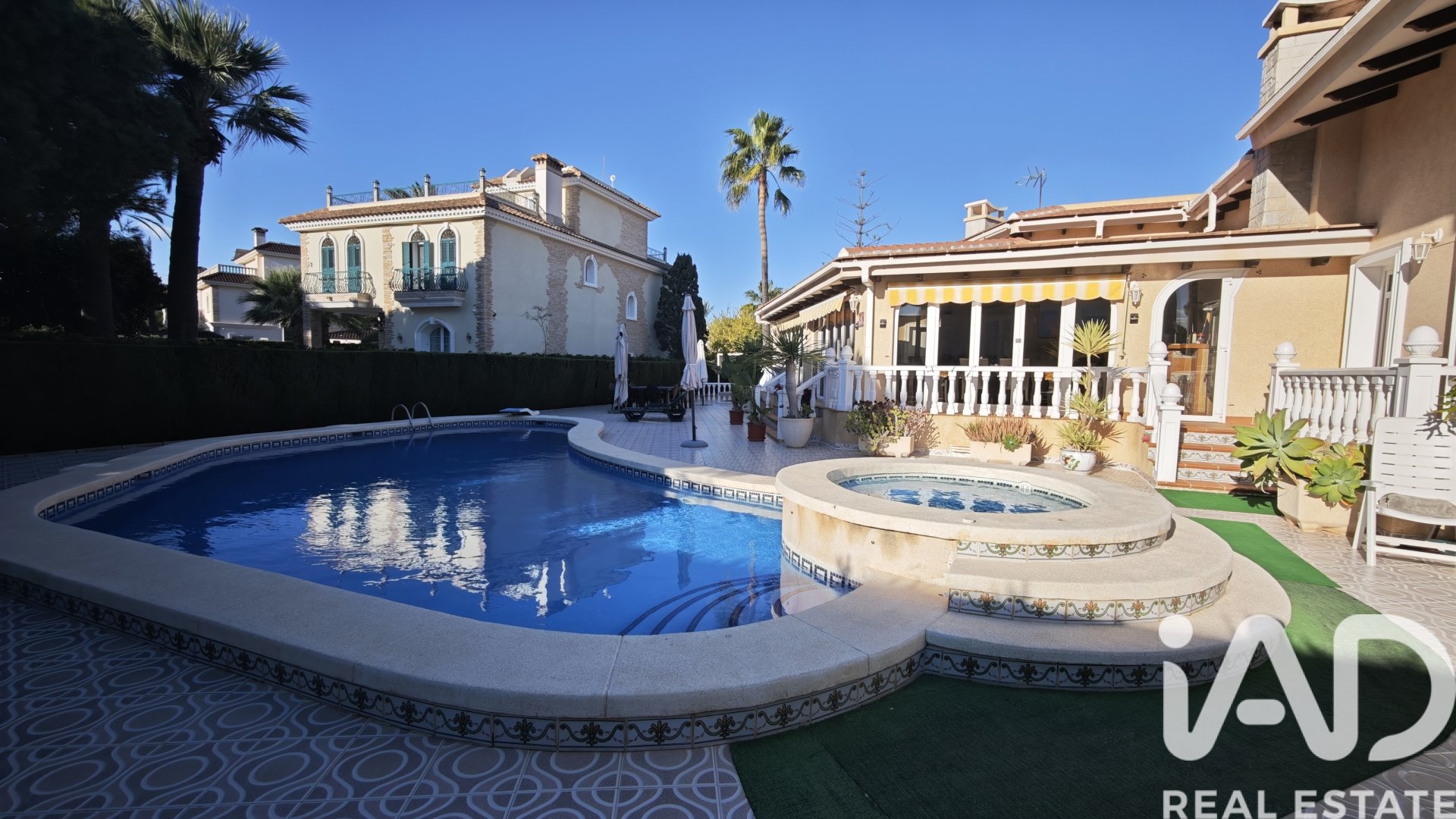Casa a Orihuela, Alicante, Spagna 4 camere da letto, 398 mq. N° 152732