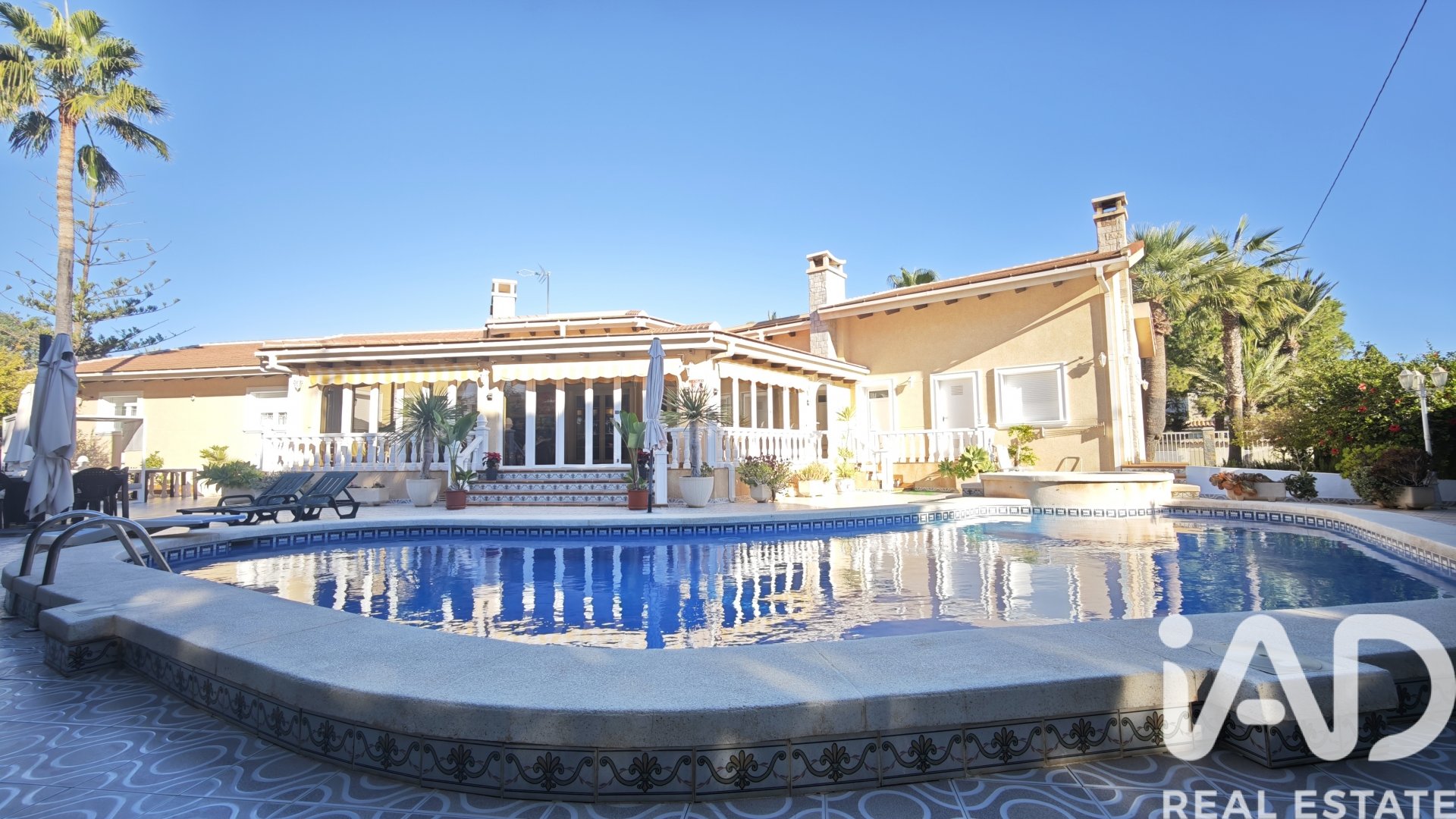 Casa a Orihuela, Alicante, Spagna 4 camere da letto, 398 mq. N° 152732