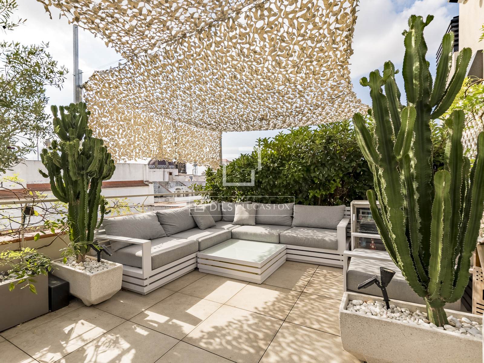 Penthouse in Barcelona, Spain 2 bedrooms, 78 sq.m. No. 150454