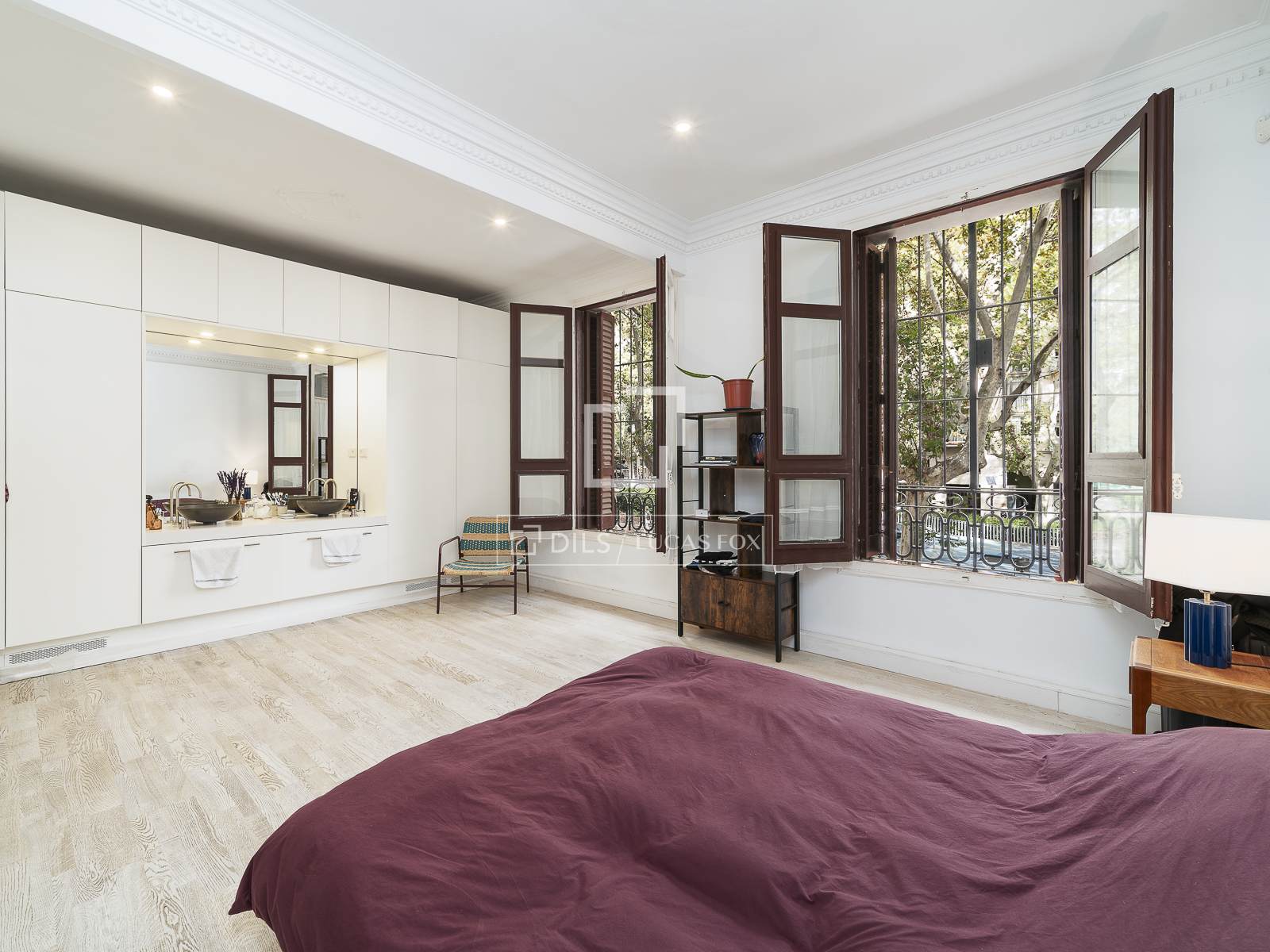 Huoneisto Barcelona, Espanja 3 makuuhuonetta, 165 m2 No. 150456
