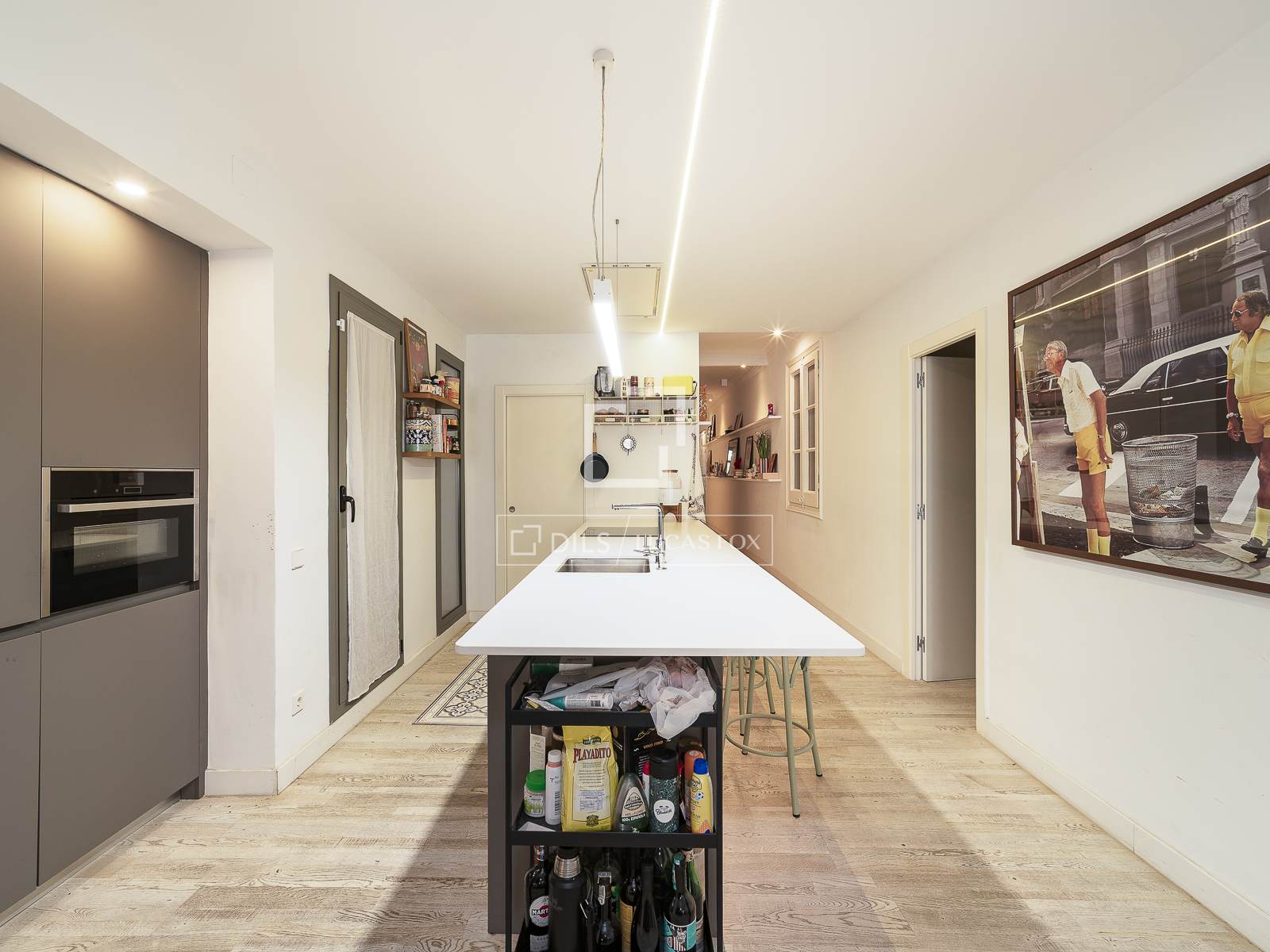 Huoneisto Barcelona, Espanja 3 makuuhuonetta, 165 m2 No. 150456