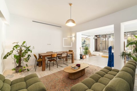 Квартира в Барселона, Испания 3 спальни, 165м2 №150456
