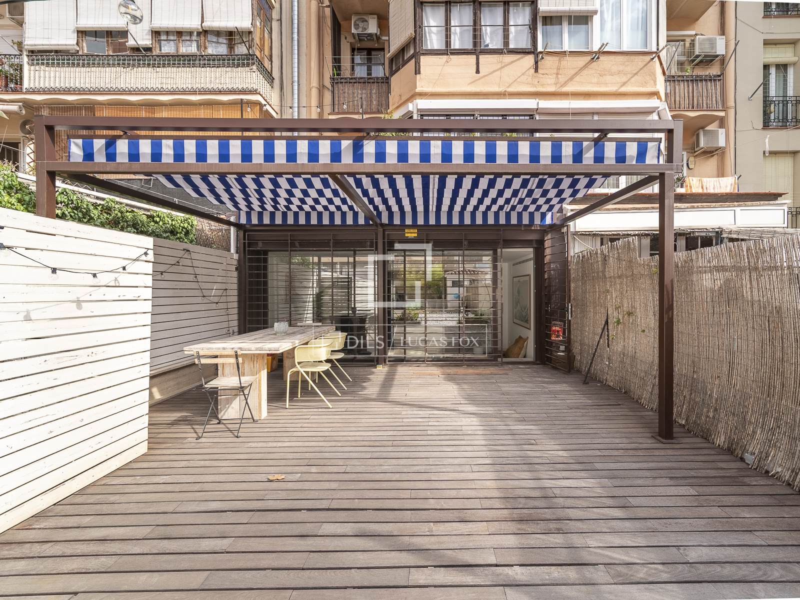 Huoneisto Barcelona, Espanja 3 makuuhuonetta, 165 m2 No. 150456