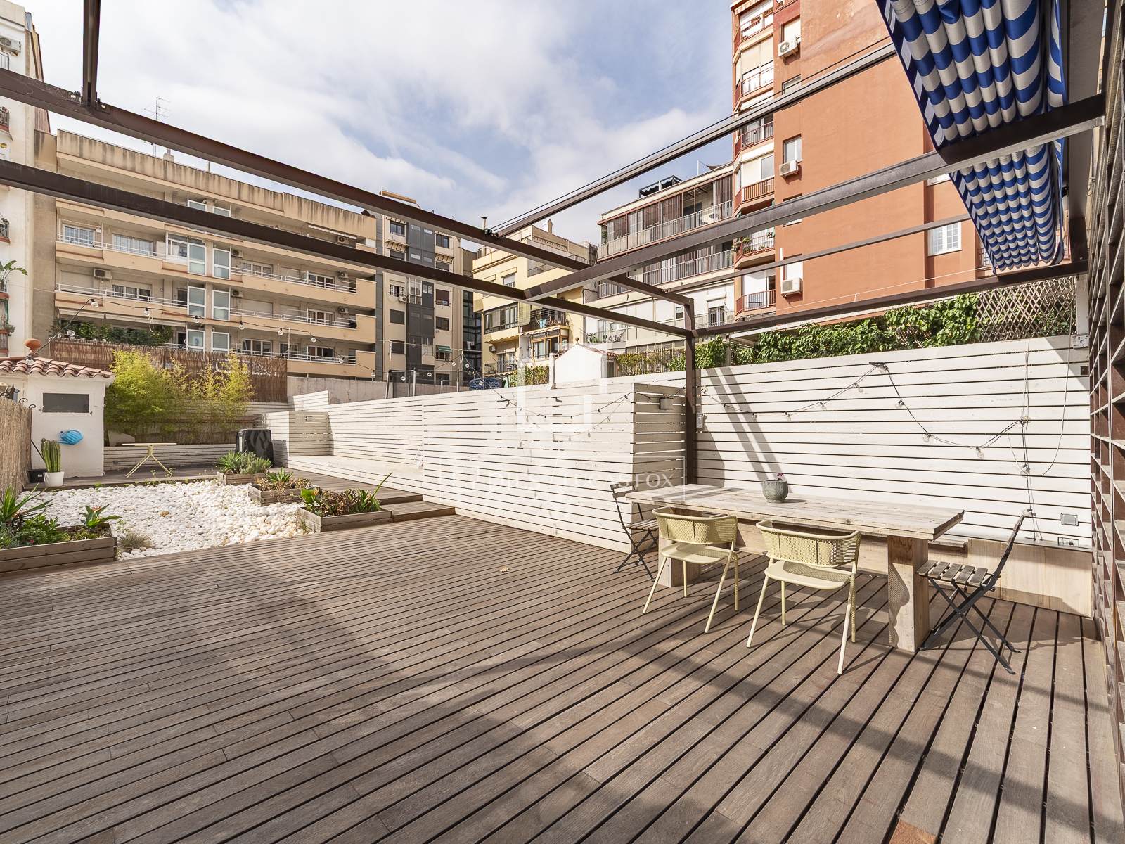 Huoneisto Barcelona, Espanja 3 makuuhuonetta, 165 m2 No. 150456