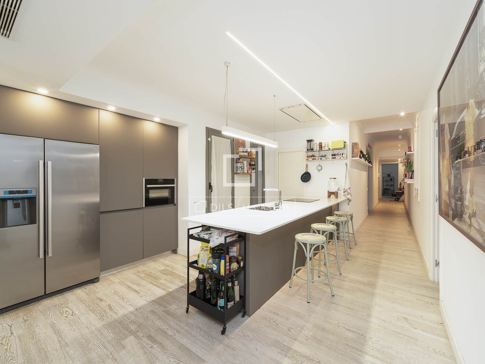 Huoneisto Barcelona, Espanja 3 makuuhuonetta, 165 m2 No. 150456