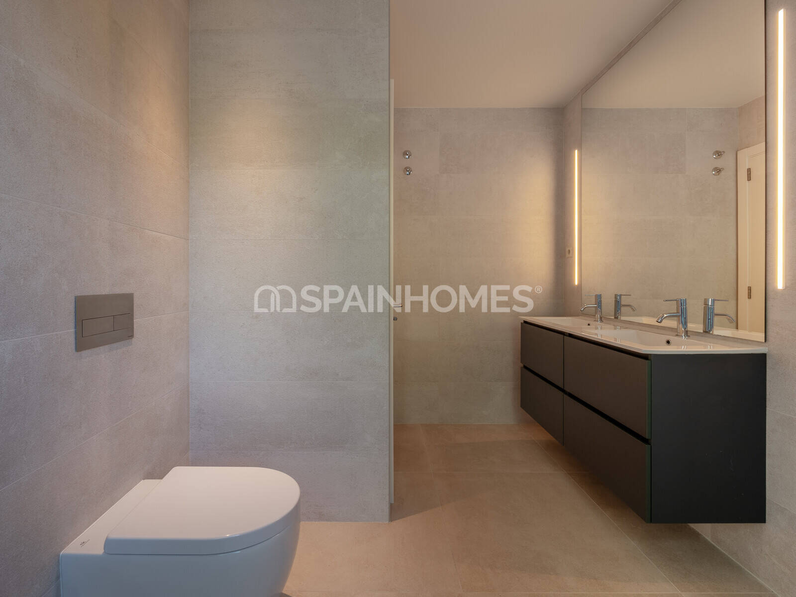 Appartamento a Girona, Spagna 2 camere da letto, 81 mq. N° 177377