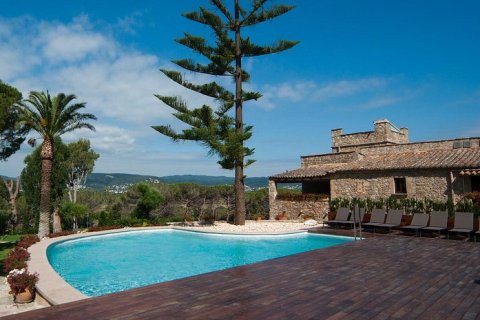 Komerciāls īpašums Calonge, Girona, Spānijā 3700 m2 Nr. 141255