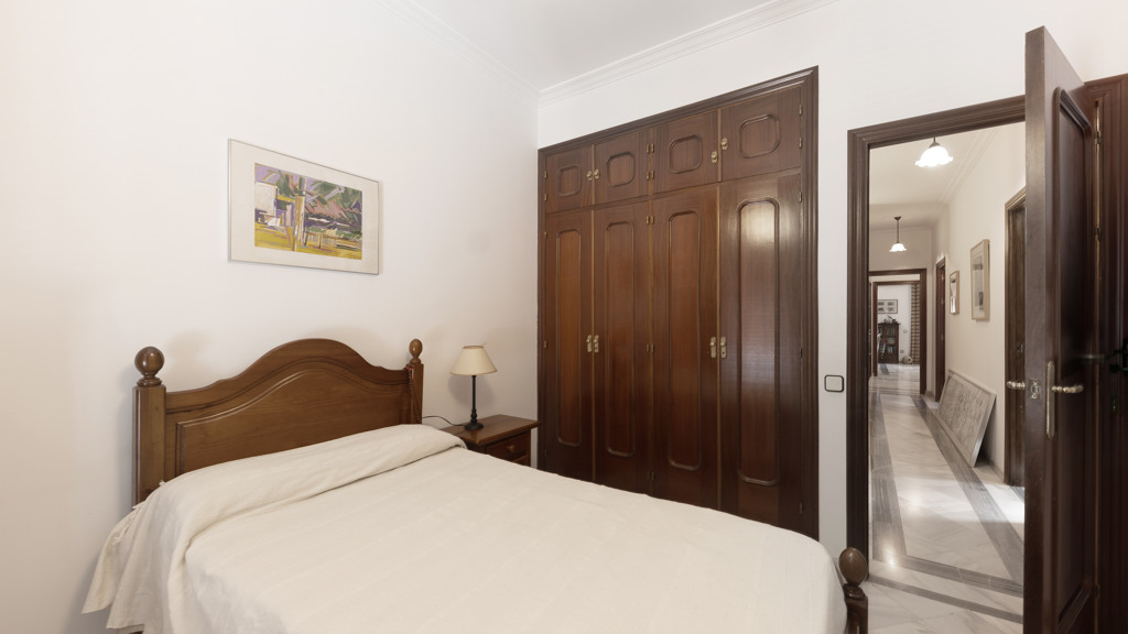Hus i Coria del Rio, Seville, Spanien 5 sovrum, 500 kvm. Nr. 155970