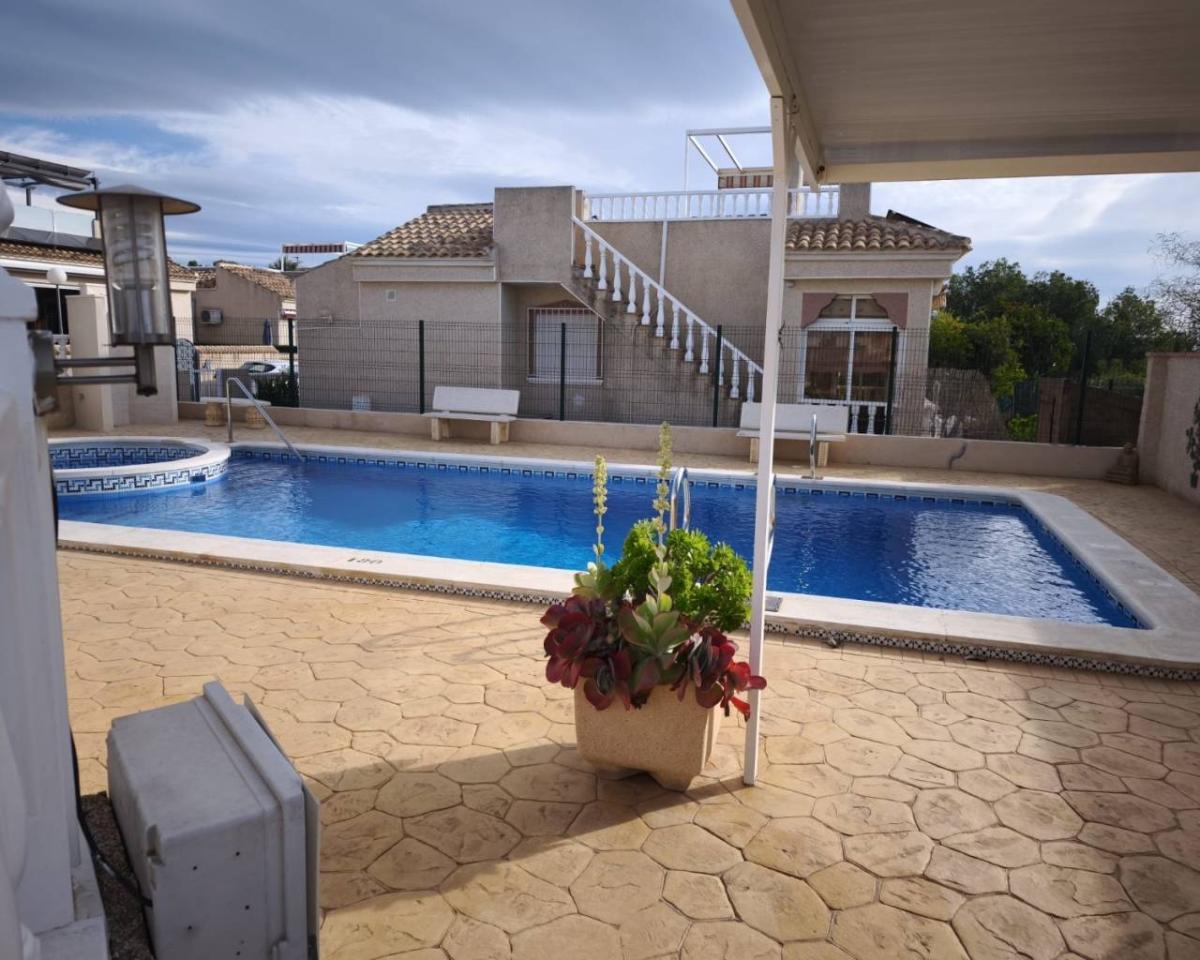 Villa en Algorfa, Alicante, España 2 dormitorios, 73 m2 No. 149116