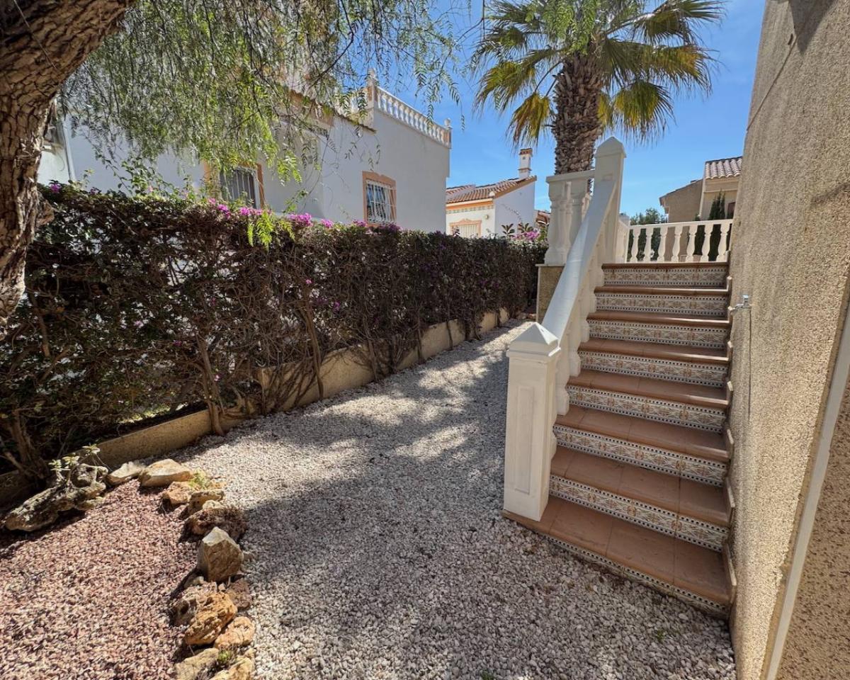 Villa en Algorfa, Alicante, España 2 dormitorios, 73 m2 No. 149116