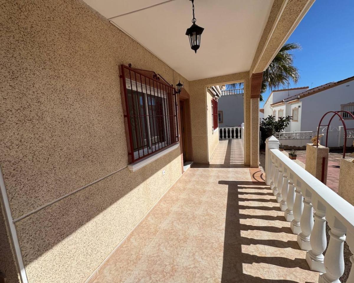 Villa en Algorfa, Alicante, España 2 dormitorios, 73 m2 No. 149116
