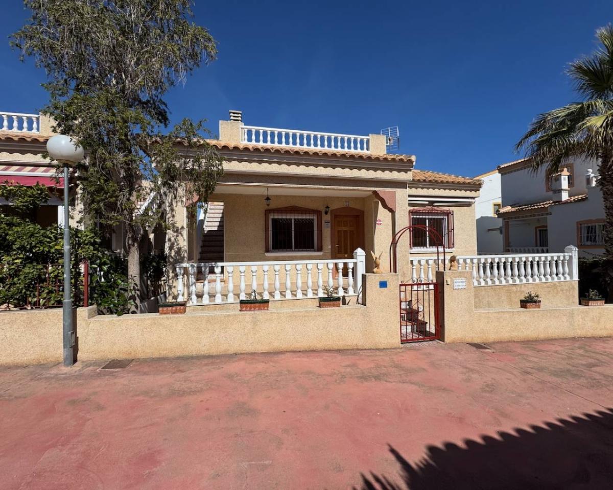 Villa en Algorfa, Alicante, España 2 dormitorios, 73 m2 No. 149116