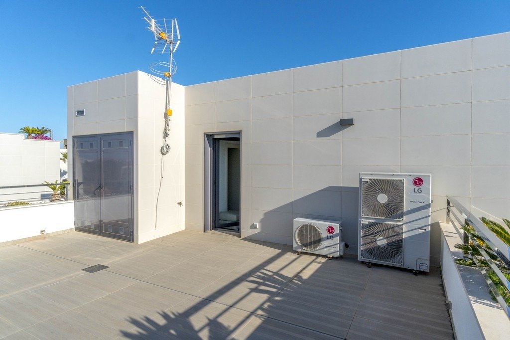 Villa a Alicante, Spagna 3 camere da letto, 196 mq. N° 149117