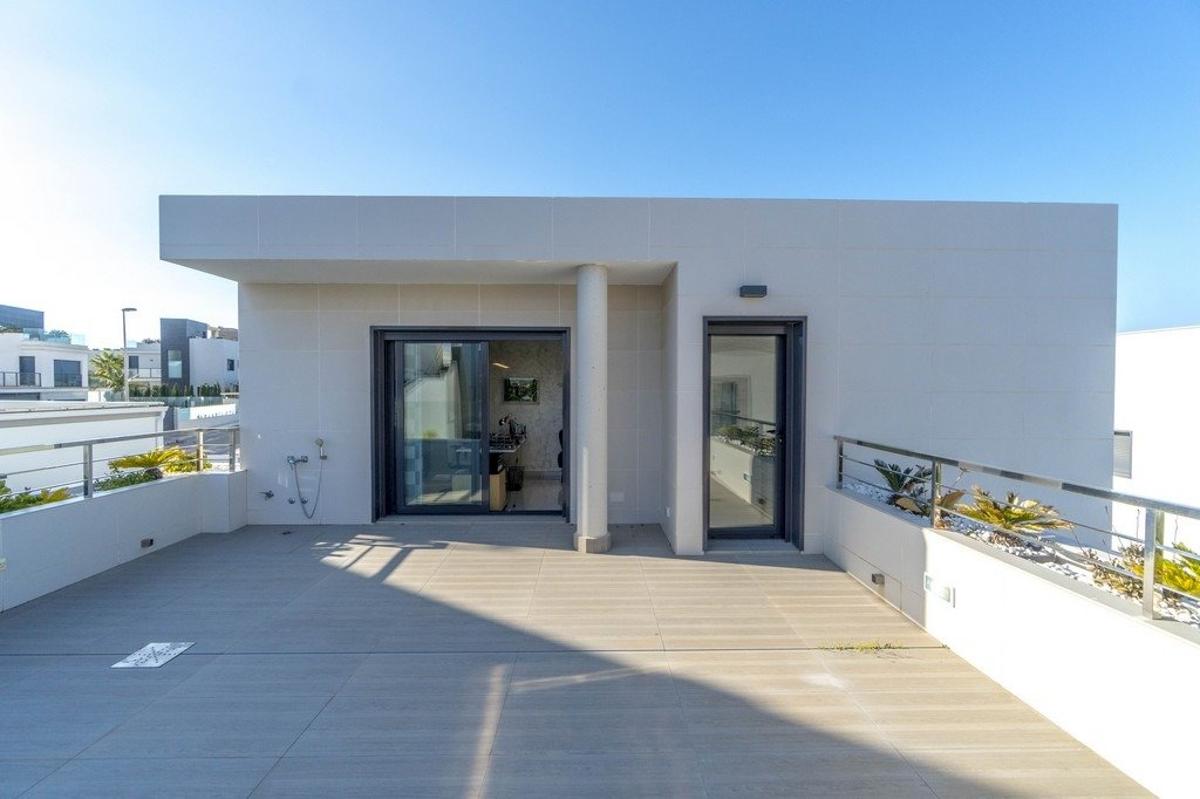 Villa a Alicante, Spagna 3 camere da letto, 196 mq. N° 149117
