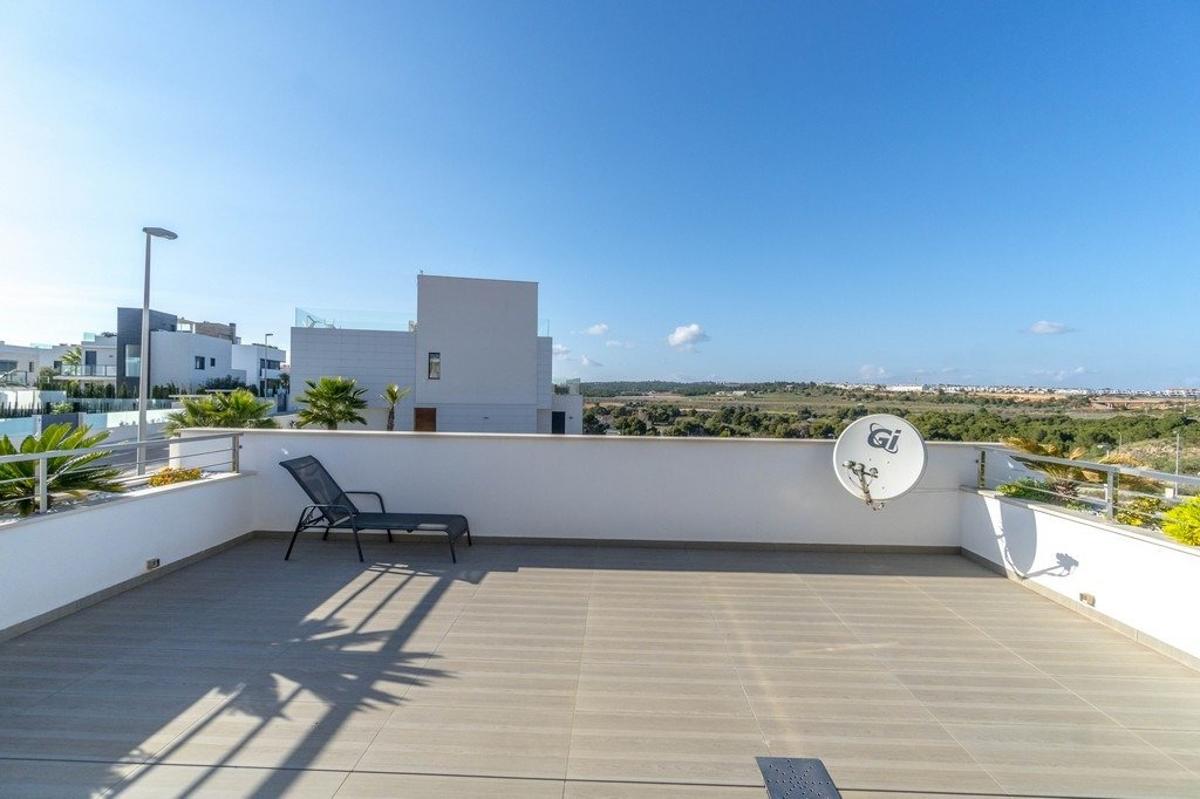 Villa a Alicante, Spagna 3 camere da letto, 196 mq. N° 149117