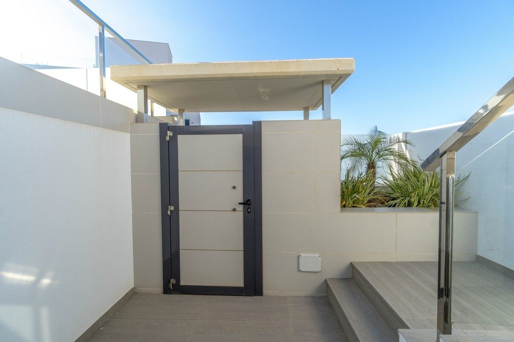 Villa a Alicante, Spagna 3 camere da letto, 196 mq. N° 149117
