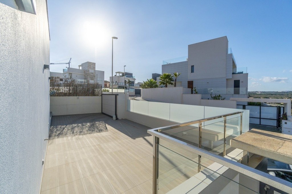 Villa a Alicante, Spagna 3 camere da letto, 196 mq. N° 149117